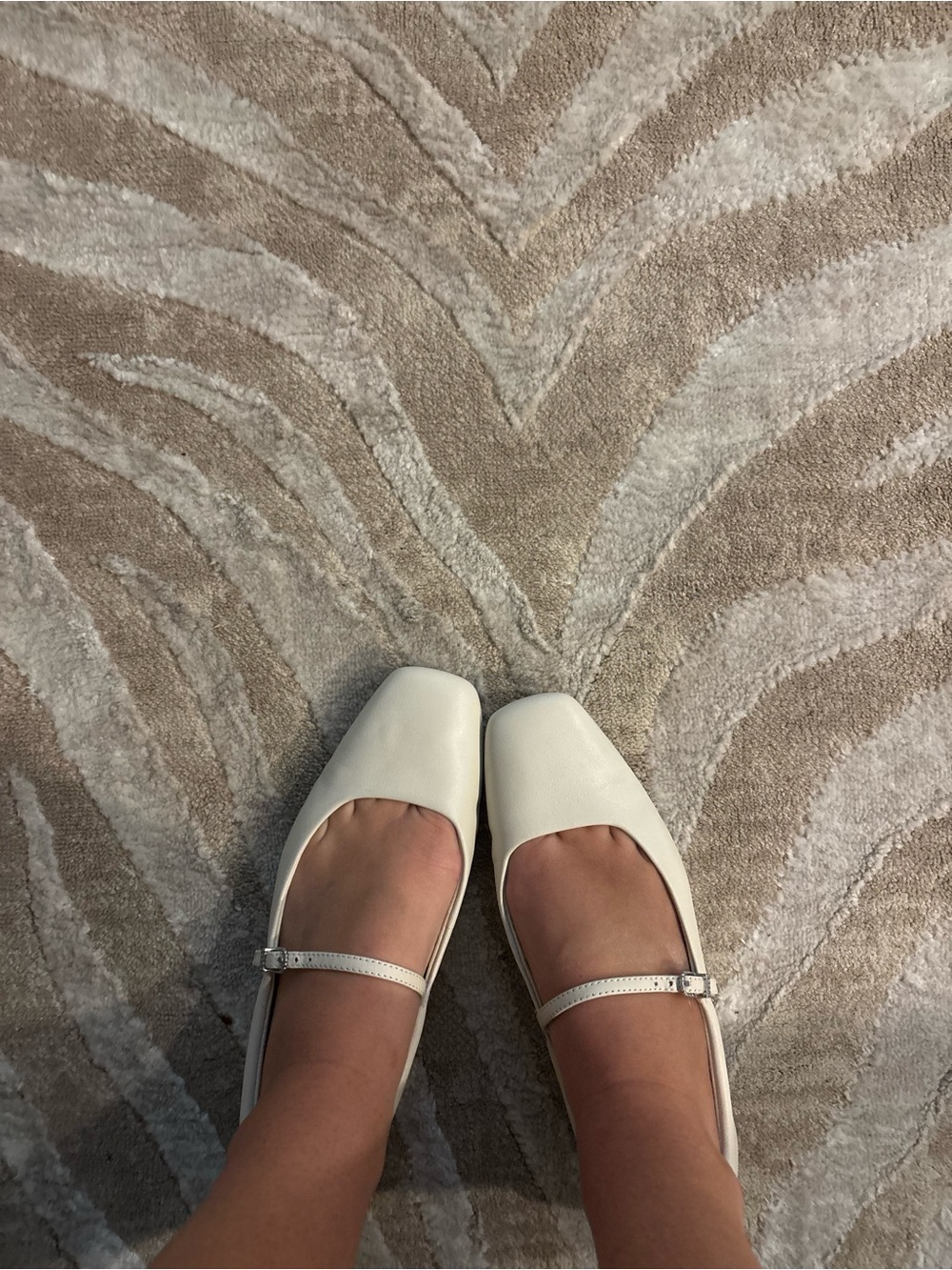 Dolce Vita Cream Mary Jane Flats - Picture 9 of 9